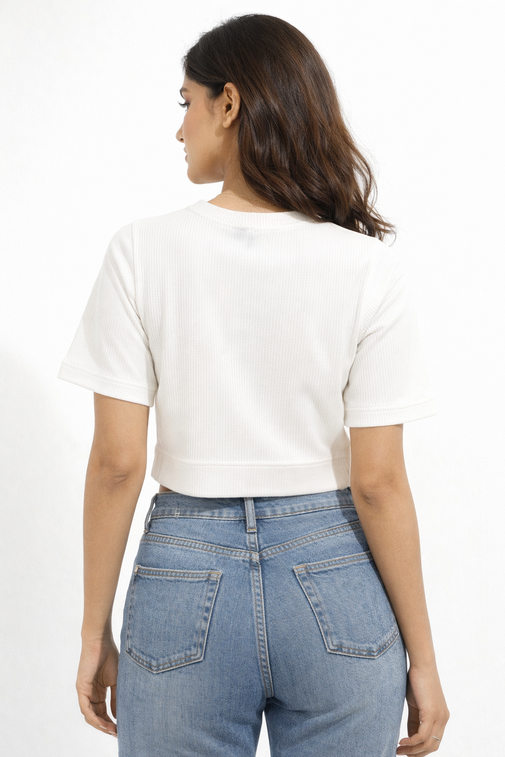 White Graphic Crop Top – Casual Printed Tee for Women
