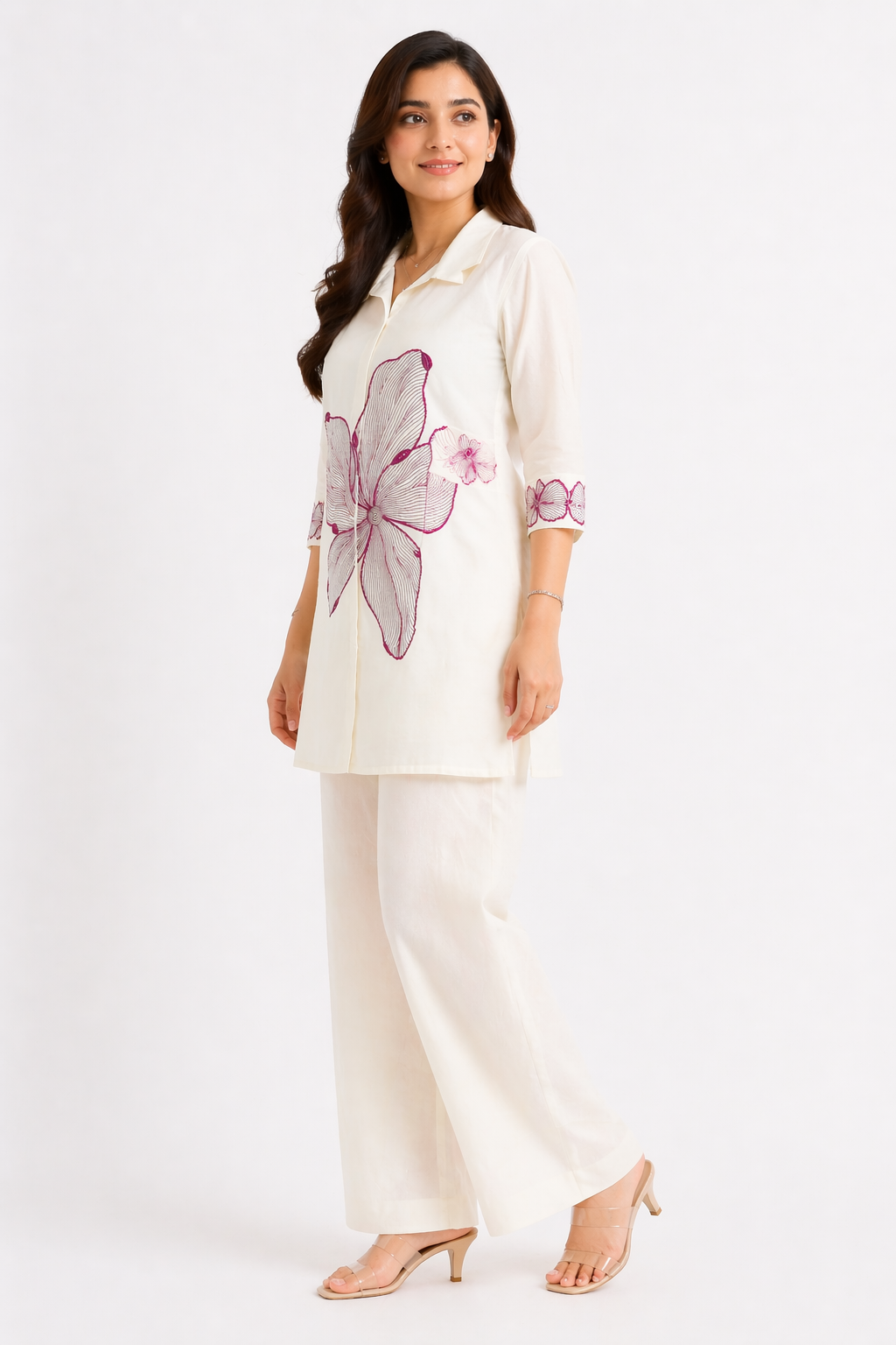 Elegant Cream with floral embroidery Kurta Set with Pants