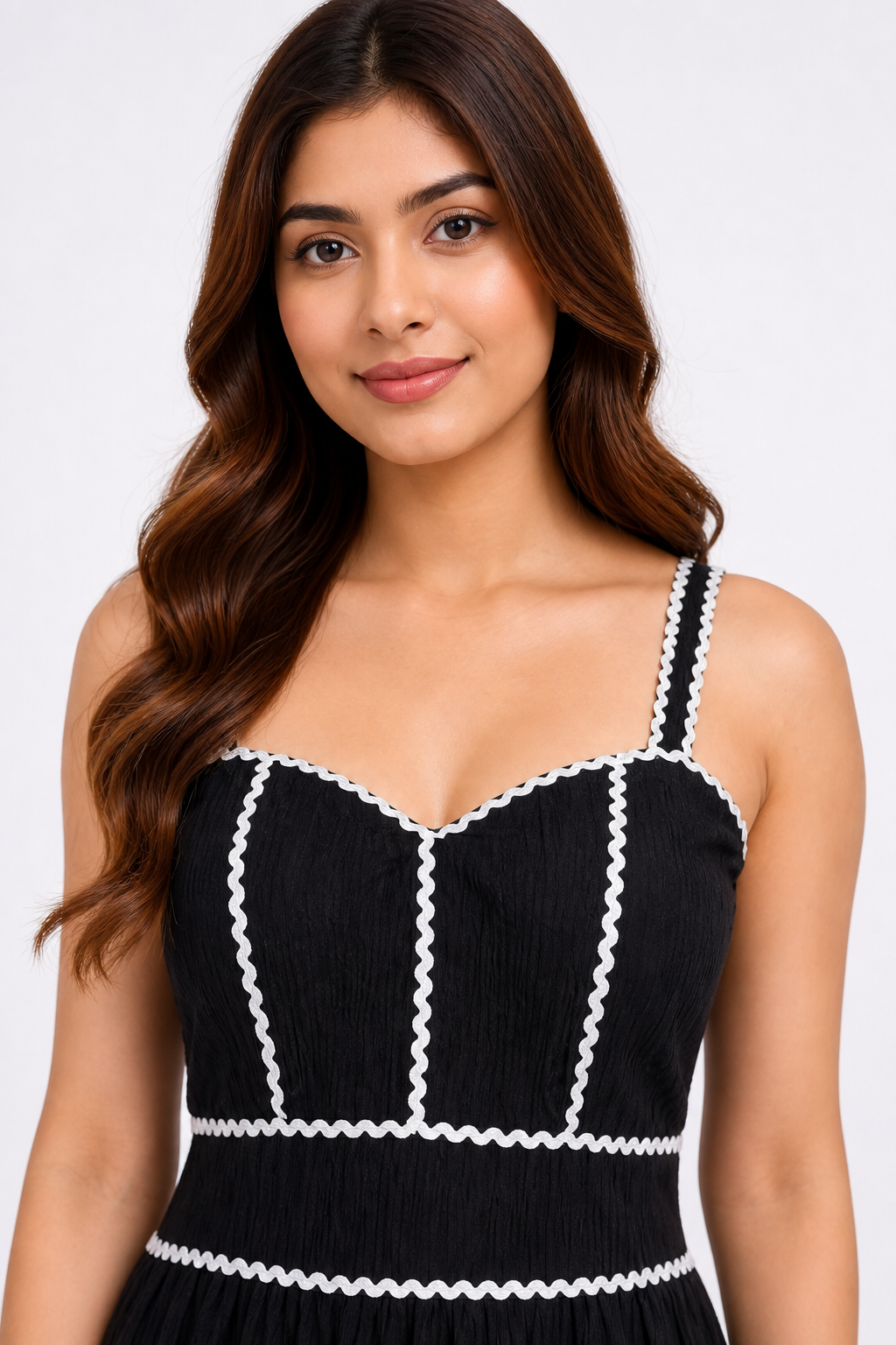 Black Contrast Trim Tiered Maxi Dress