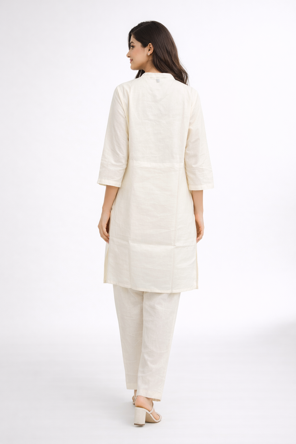 Elegant Solid Purple Straight Kurta Set.